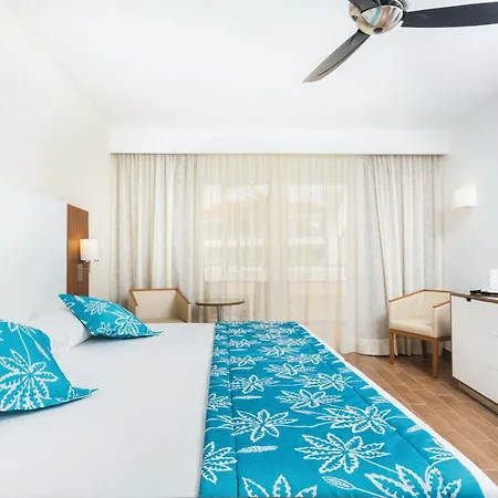 ホテル Riu Arecas (adults Only) 4*